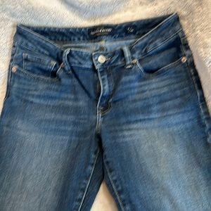Lucky Brand cropped skinny jeans.